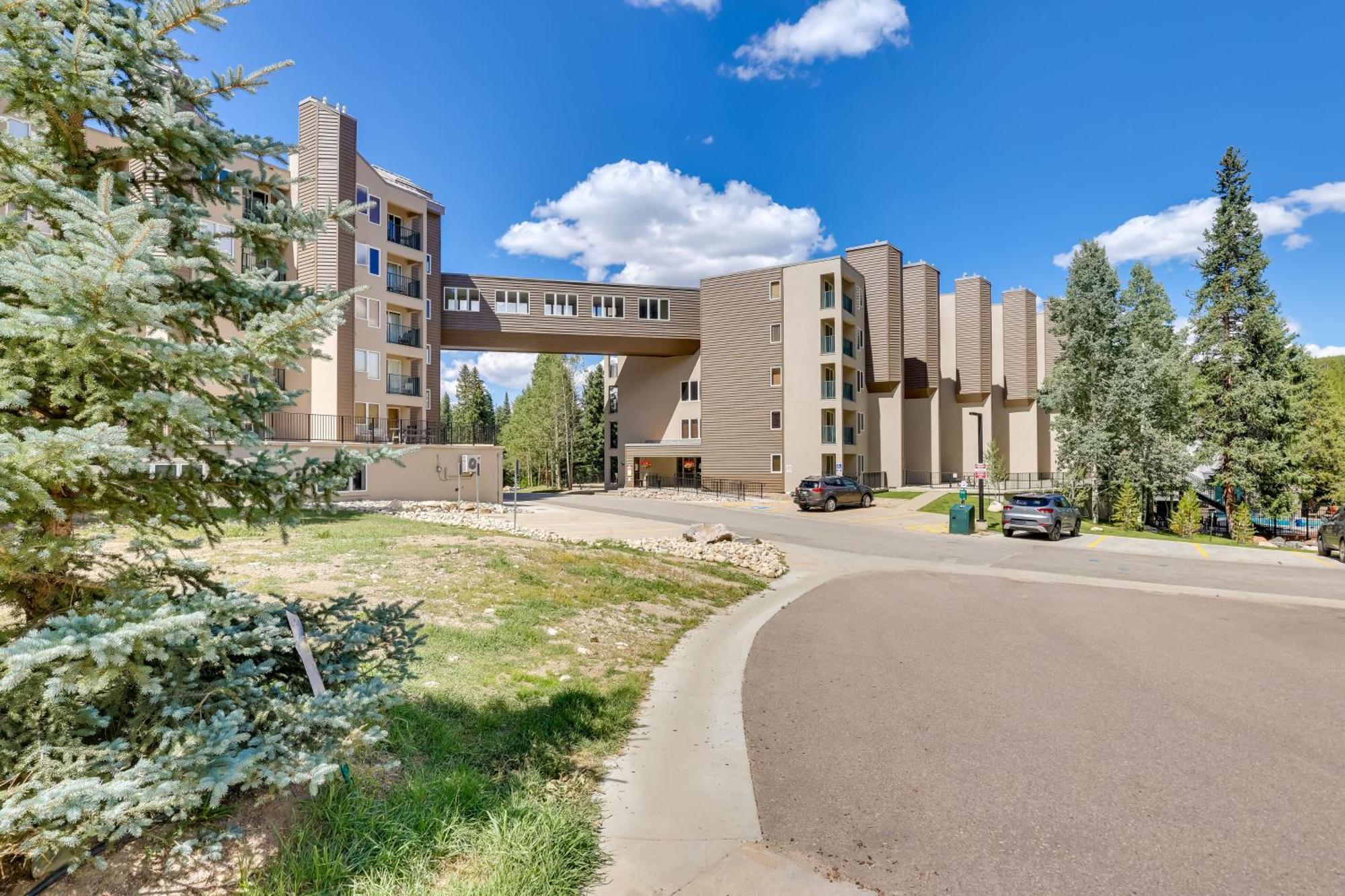 Ski-Inandski-Out Retreat With Iron Horse Pool Access! Winter Park Esterno foto